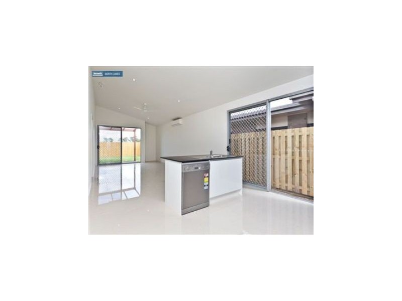 13 Manhattan cres, North Lakes QLD 4509