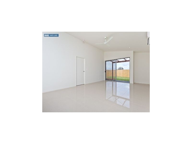 13 Manhattan cres, North Lakes QLD 4509