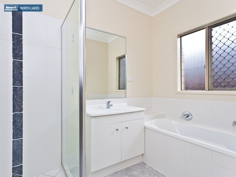 40 Kurrajong Circuit, North Lakes QLD 4509