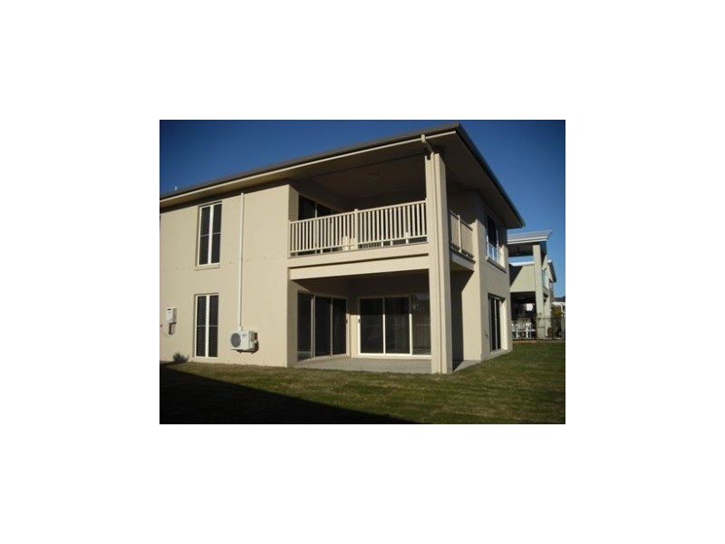 68 Elkington Circuit, North Lakes QLD 4509