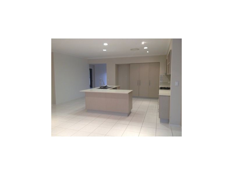 33 Numbat Street, North Lakes QLD 4509