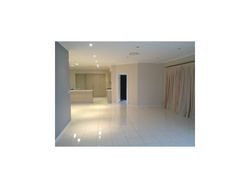 33 Numbat Street, North Lakes QLD 4509