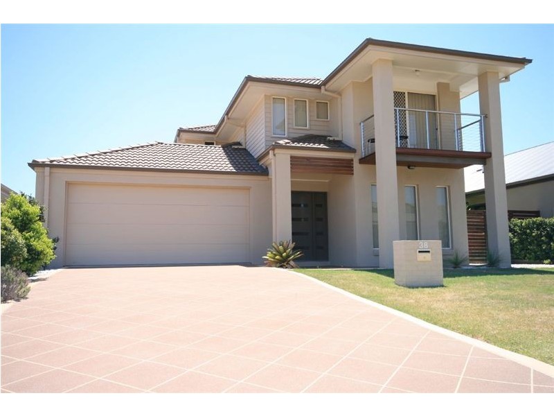 38 Pandorea Circuit, North Lakes QLD 4509