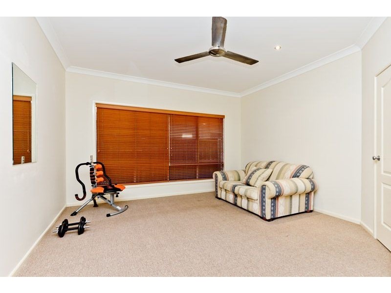 18 Peron Crescent, North Lakes QLD 4509