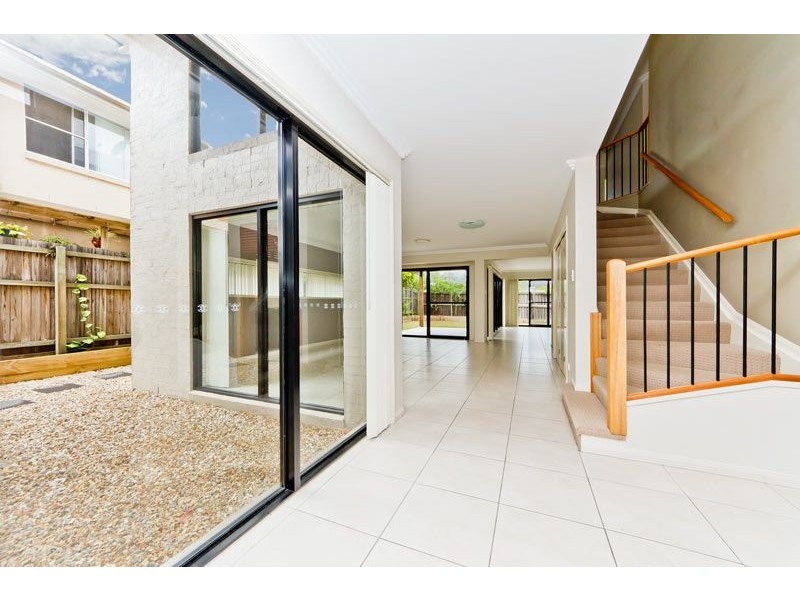 11 Riley Court, North Lakes QLD 4509