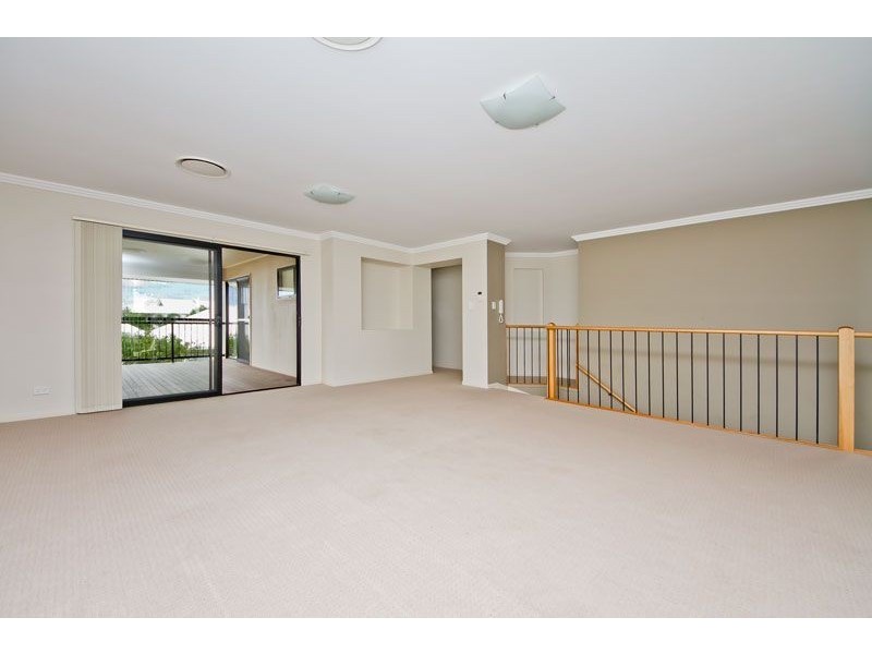 11 Riley Court, North Lakes QLD 4509