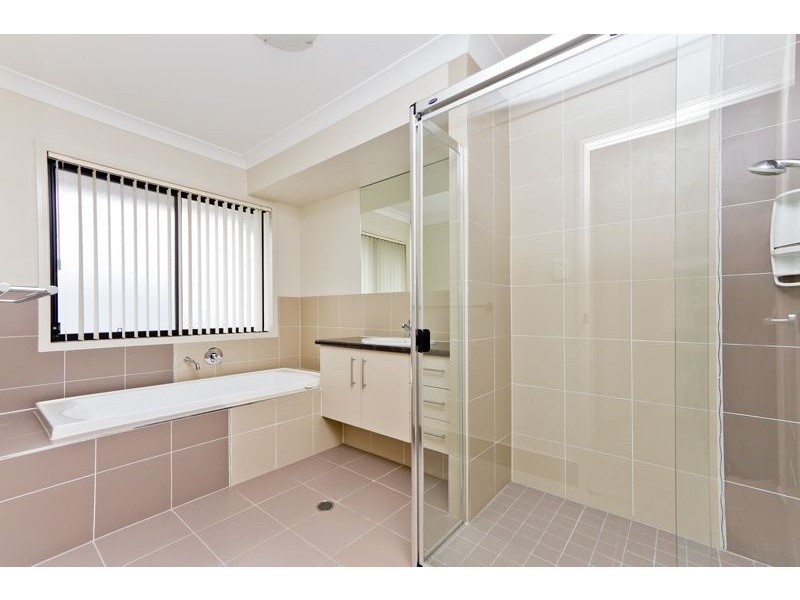 11 Riley Court, North Lakes QLD 4509