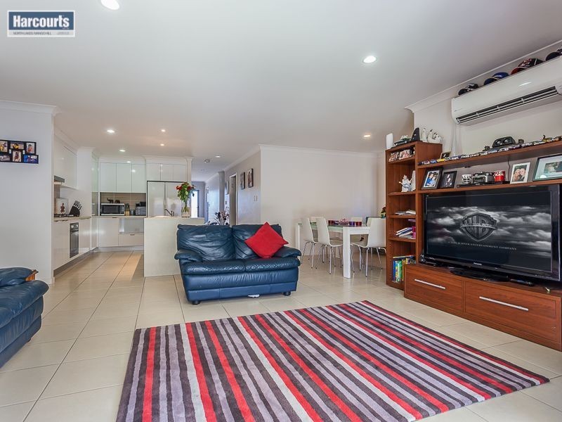 13 Bellthorpe Circuit, Kallangur QLD 4503