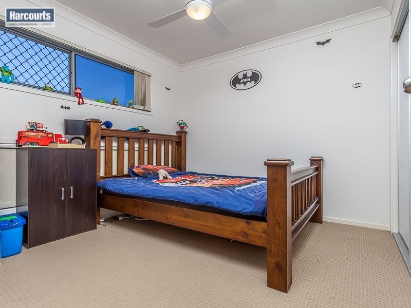 13 Bellthorpe Circuit, Kallangur QLD 4503