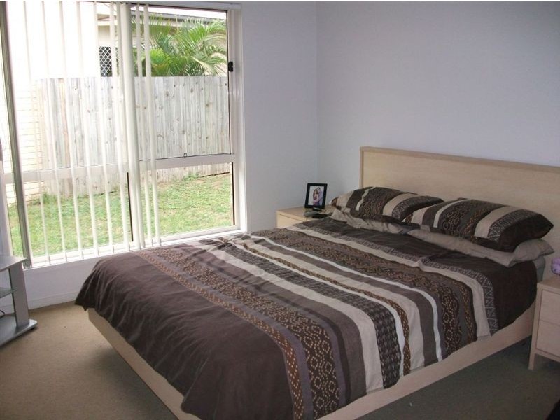 33 Gardenia Street, North Lakes QLD 4509