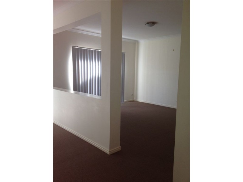 63 Kurrajong Cir, North Lakes QLD 4509