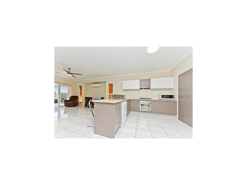 14 Wallaby Street, North Lakes QLD 4509