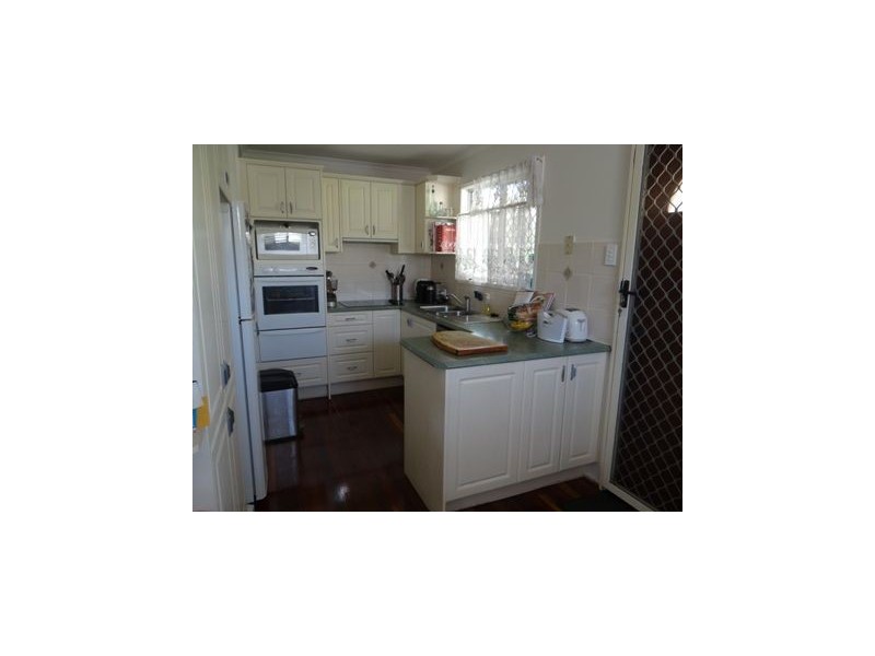 8 Spring Street, Deception Bay QLD 4508
