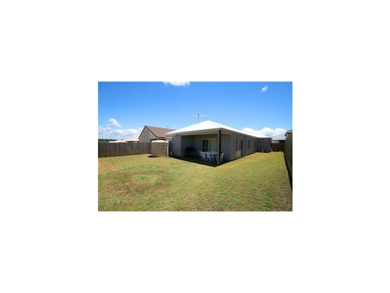 33 Dusky Street, North Lakes QLD 4509