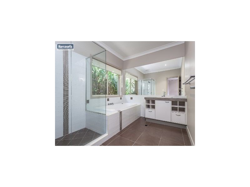 128 Copeland Drive, North Lakes QLD 4509