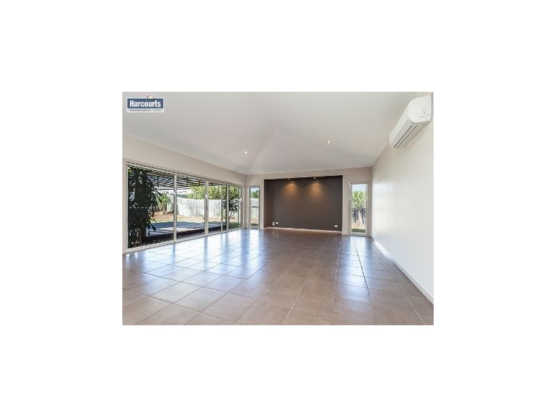 128 Copeland Drive, North Lakes QLD 4509