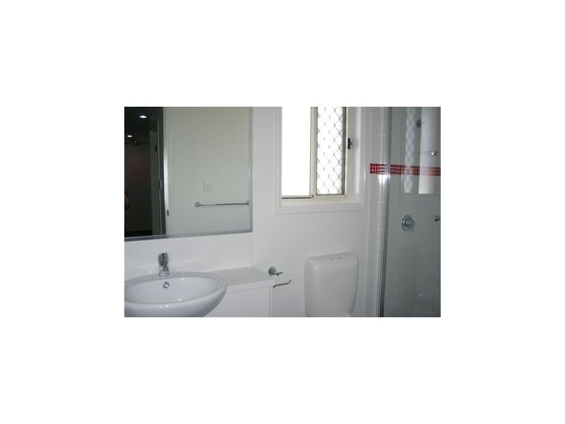 1/5 Kangaroo Street, North Lakes QLD 4509