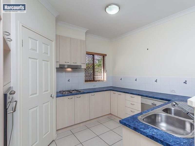 63 Kurrajong Cir, North Lakes QLD 4509