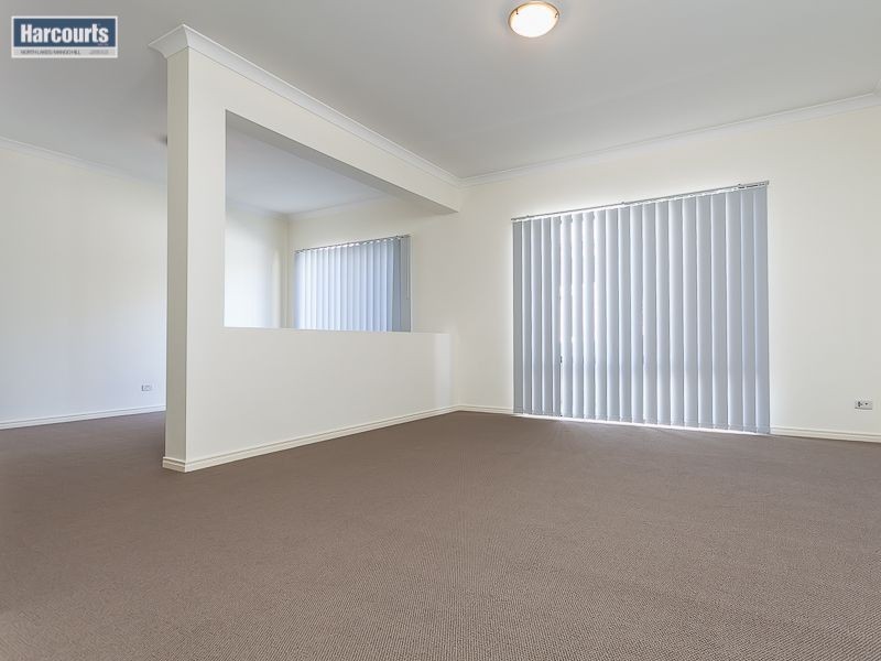 63 Kurrajong Cir, North Lakes QLD 4509