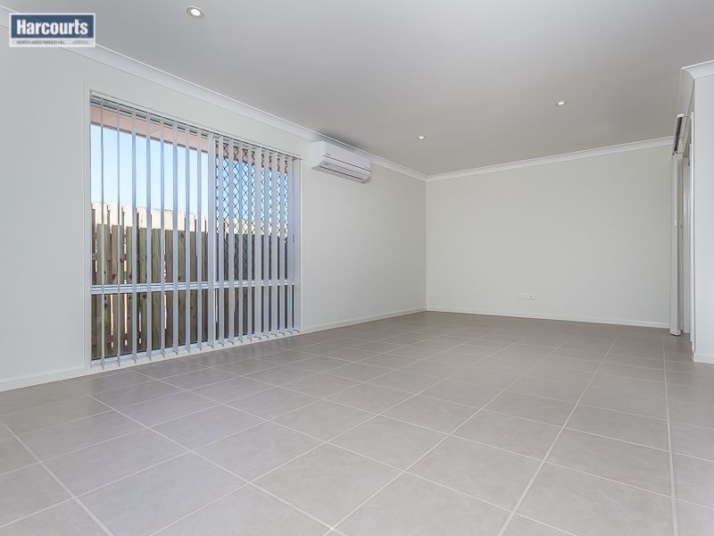 40 Manhattan Cres, North Lakes QLD 4509