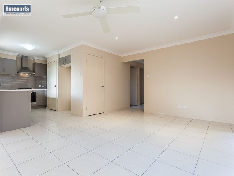 44 Manhattan Crescent, North Lakes QLD 4509