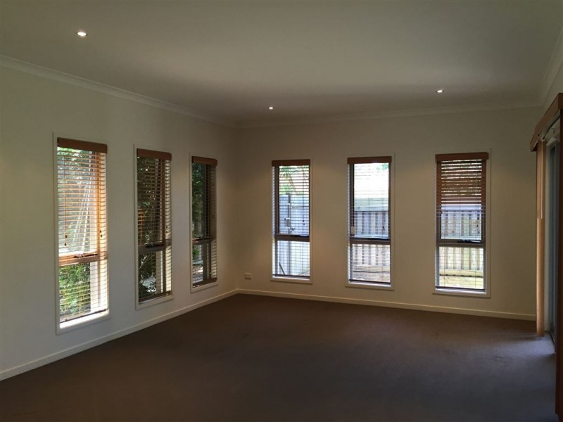 26 Elkington Circuit, North Lakes QLD 4509