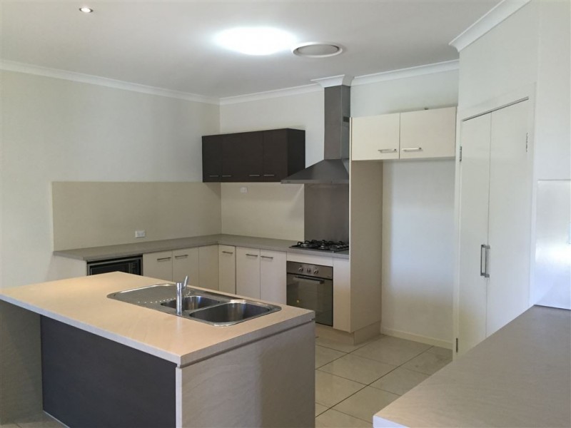 26 Elkington Circuit, North Lakes QLD 4509