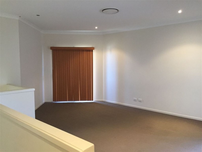26 Elkington Circuit, North Lakes QLD 4509
