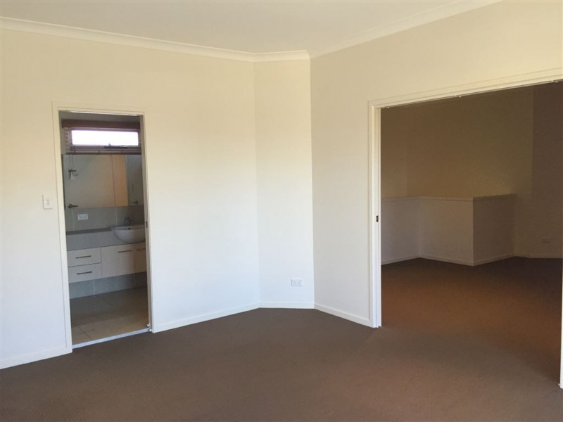 26 Elkington Circuit, North Lakes QLD 4509