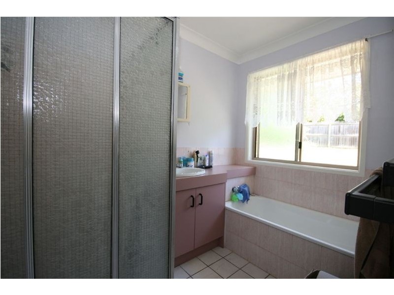 6 Parkside Drive, Kallangur QLD 4503