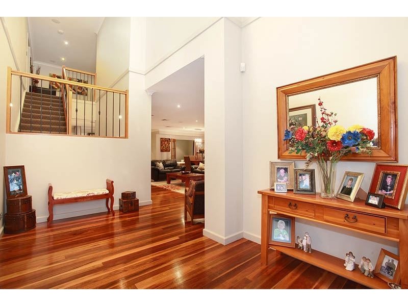 9 Montgomerie Parade, North Lakes QLD 4509