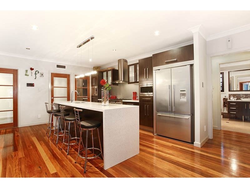 9 Montgomerie Parade, North Lakes QLD 4509