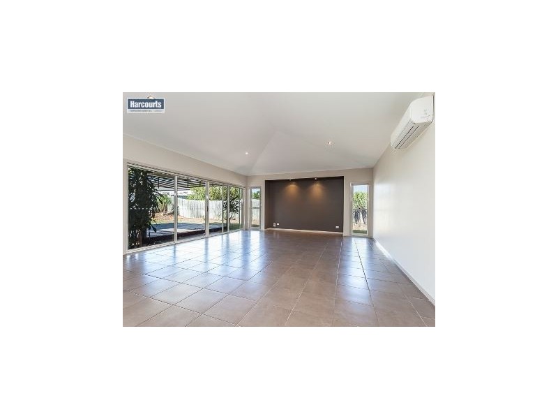 128 copeland Drive, North Lakes QLD 4509