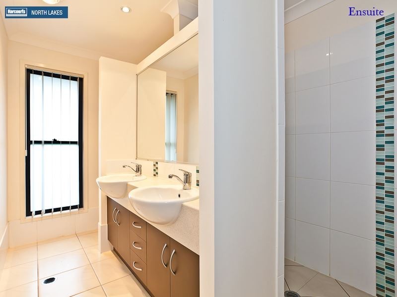 7 Waterway Crescent, Murrumba Downs QLD 4503