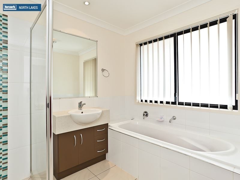 7 Waterway Crescent, Murrumba Downs QLD 4503