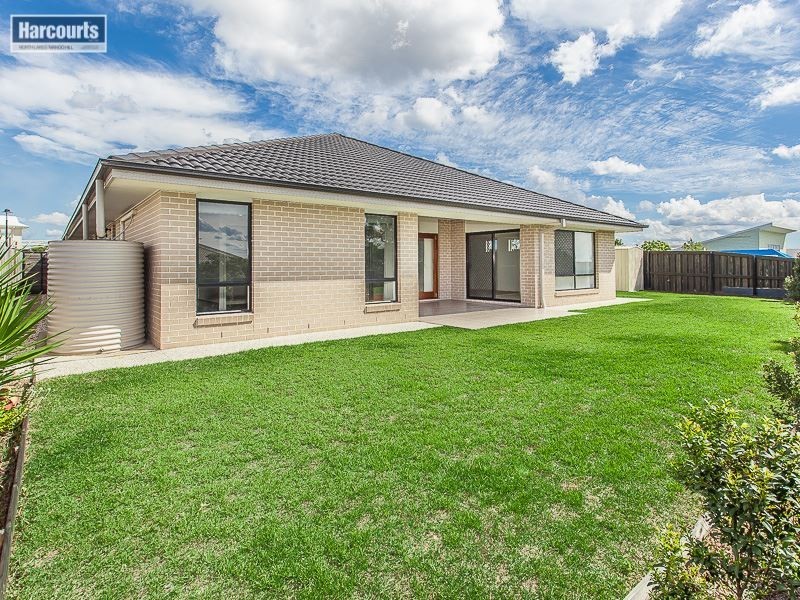34 Severn Crescent, North Lakes QLD 4509