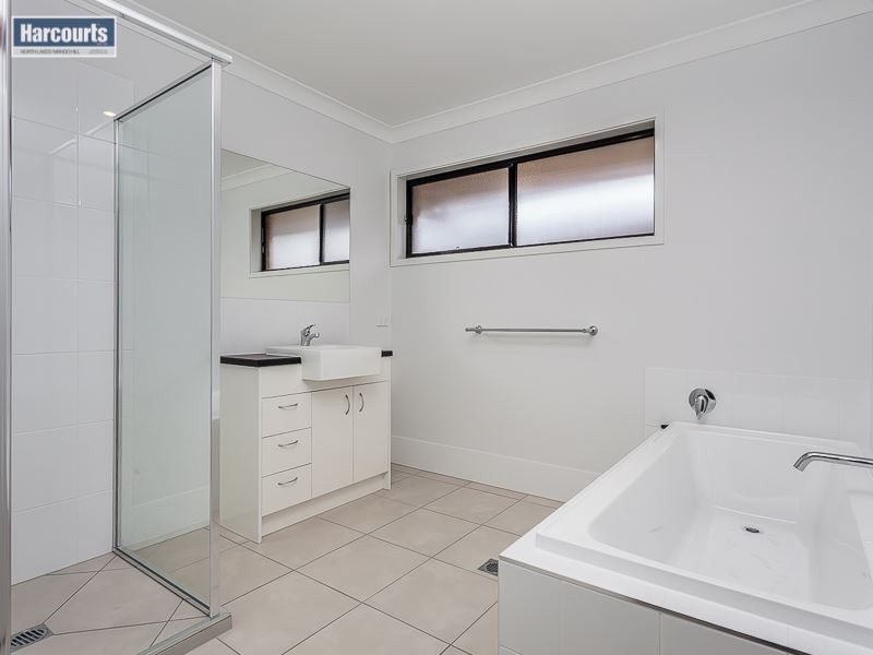 21 Honeyeater Crescent, Dakabin QLD 4503