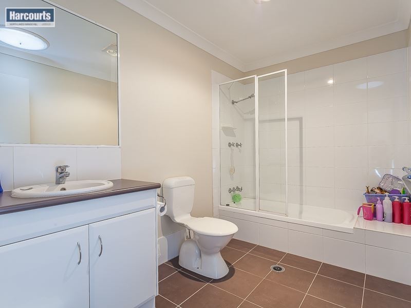 2/5 Macfarlane Street, Kippa-ring QLD 4021