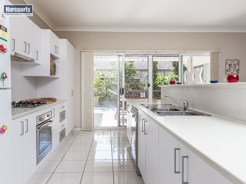 9 Dusky Street, North Lakes QLD 4509