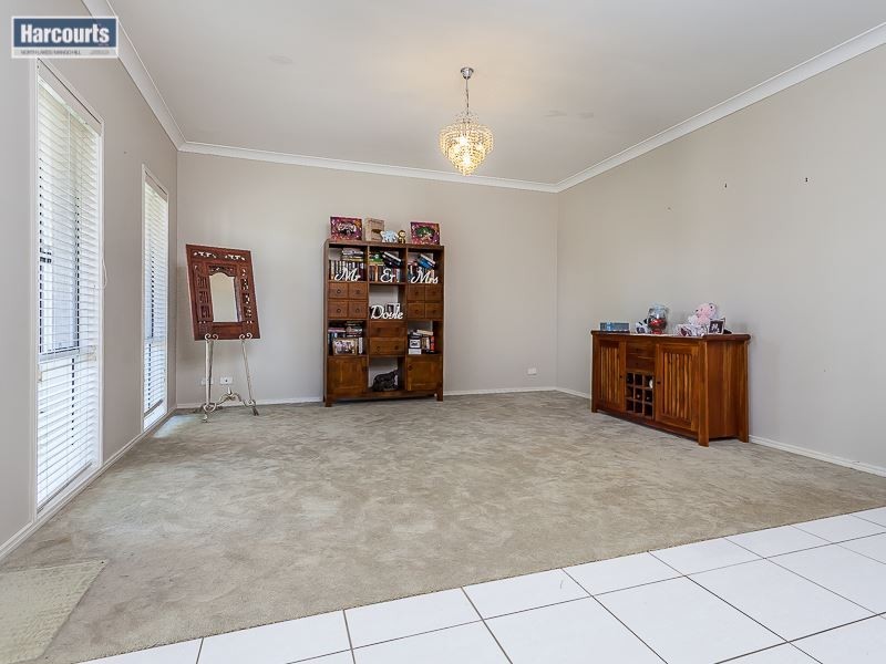 9 Dusky Street, North Lakes QLD 4509