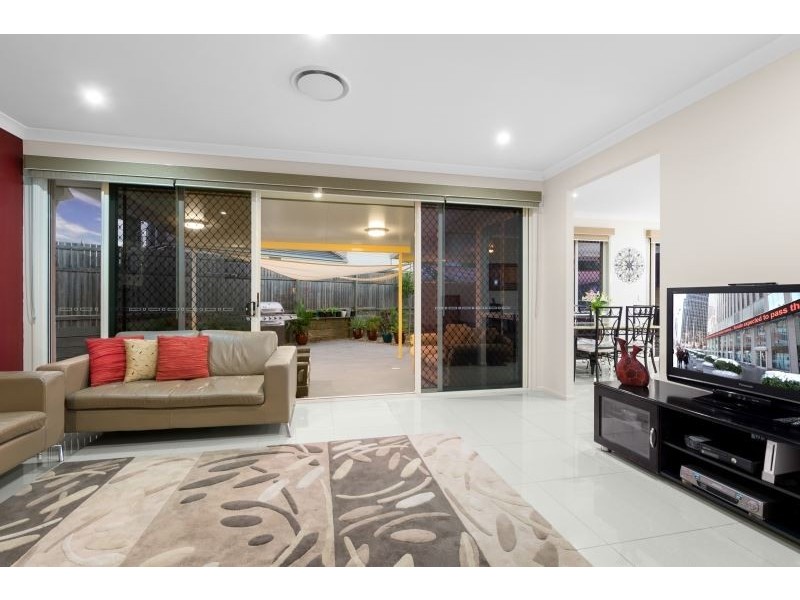 15 Hetherington Street, North Lakes QLD 4509