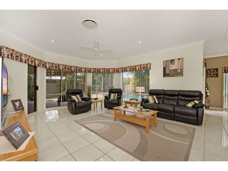 30 Gardenia Parade, North Lakes QLD 4509