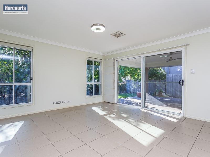 4 Armour Close, North Lakes QLD 4509