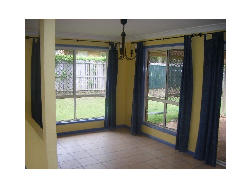 5 Hillcrest Drive, Kurwongbah QLD 4503