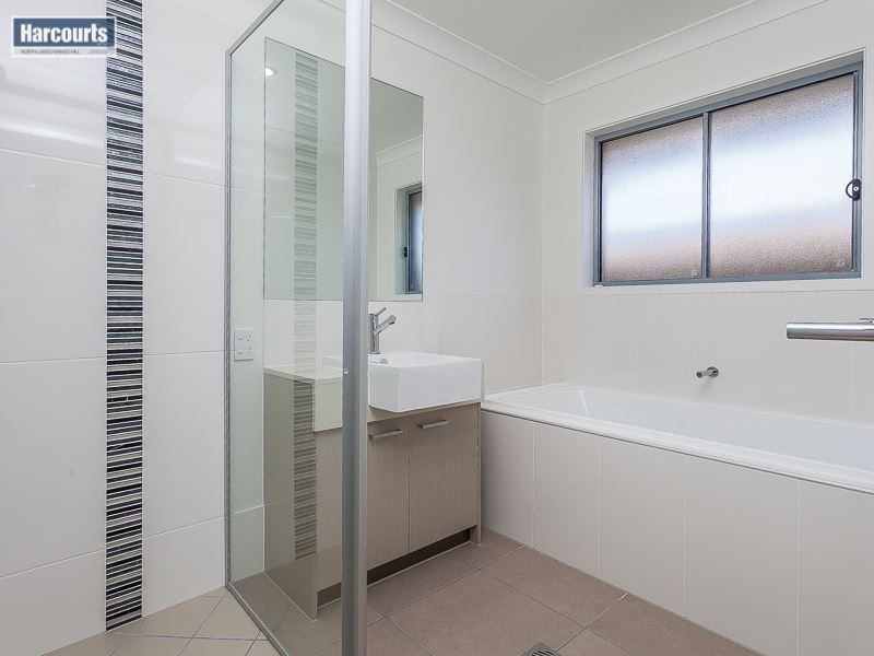 24 Pinesyde Street, Mango Hill QLD 4509