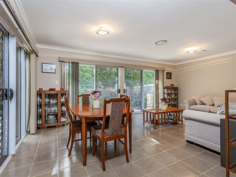 1 Kurrajong Circuit, North Lakes QLD 4509