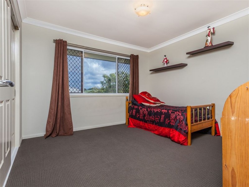 1 Kurrajong Circuit, North Lakes QLD 4509