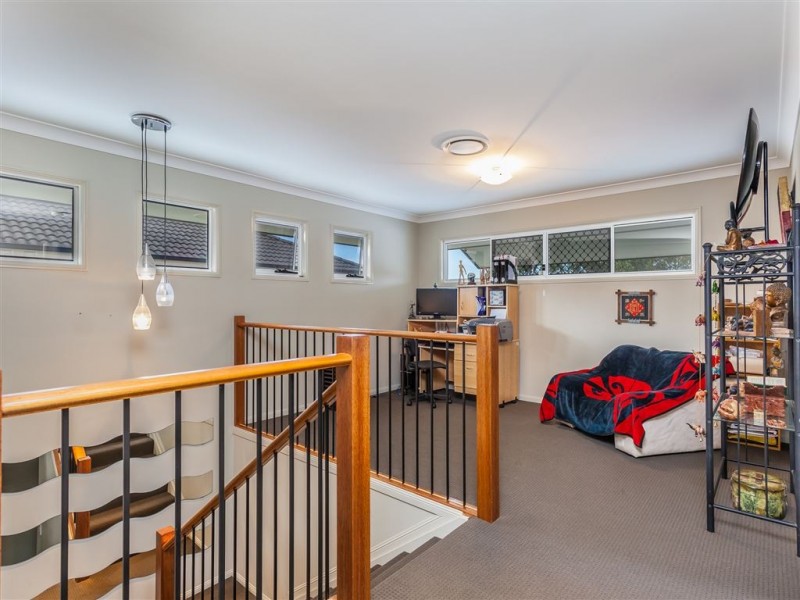 1 Kurrajong Circuit, North Lakes QLD 4509