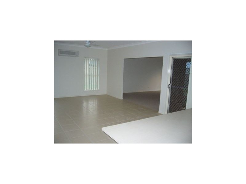 4 Backhousia Court, North Lakes QLD 4509