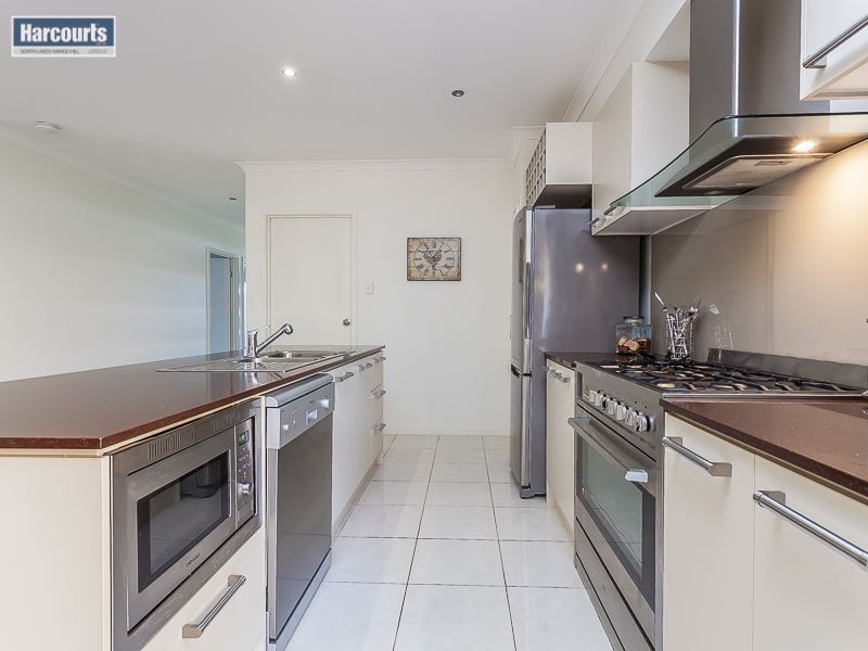 120 Nicklaus Parade, North Lakes QLD 4509